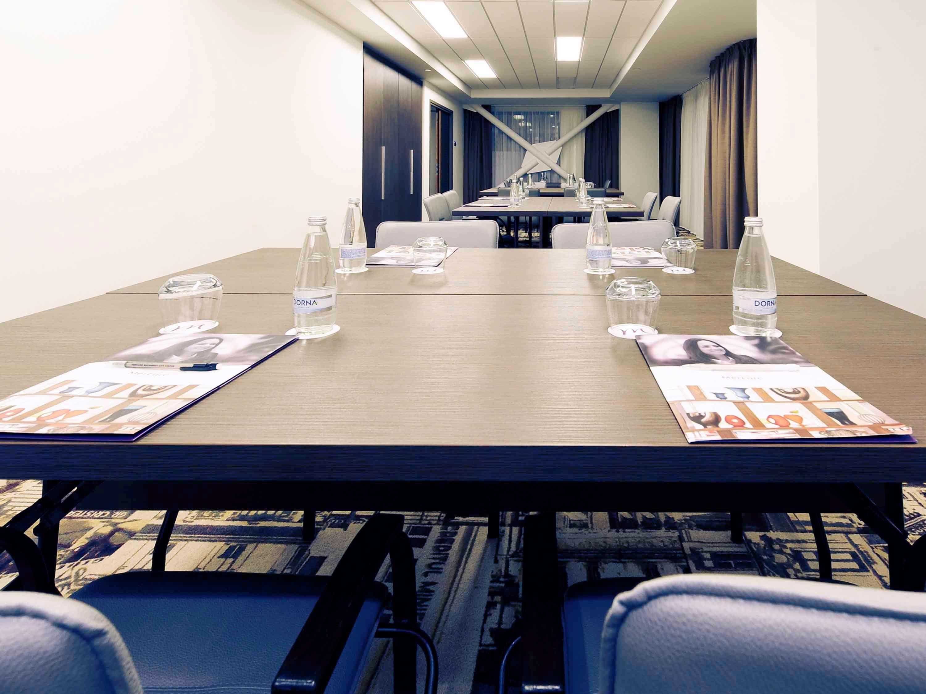 Mercure Bucharest City Center Bagian luar foto