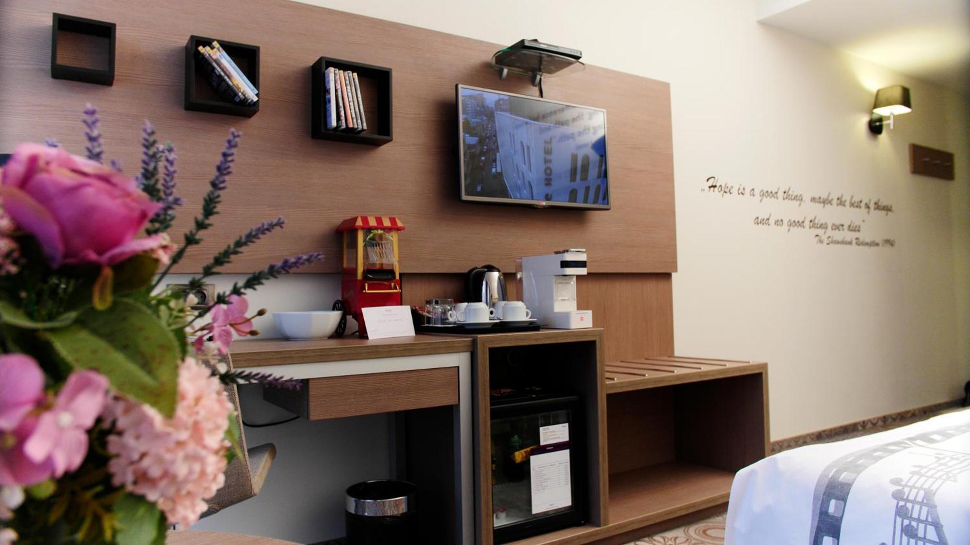 Mercure Bucharest City Center Bagian luar foto
