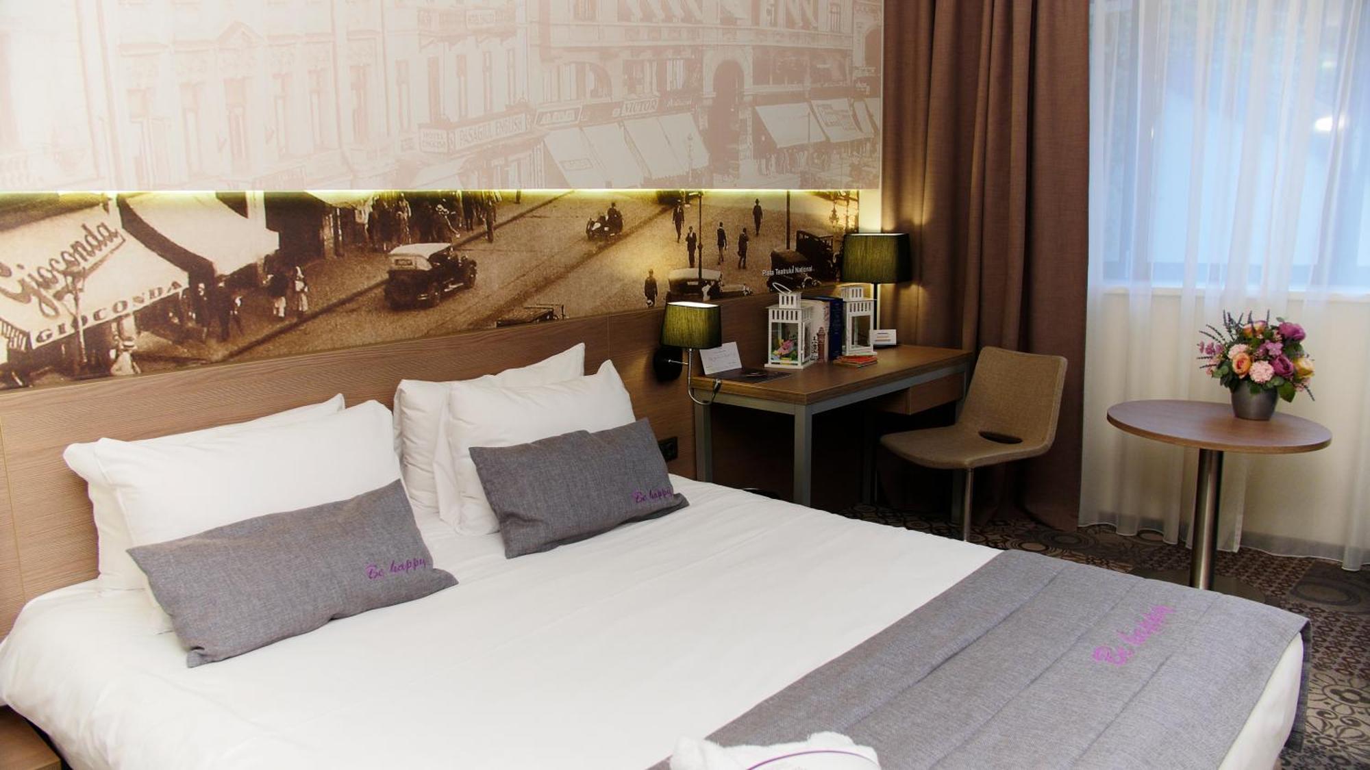 Mercure Bucharest City Center Bagian luar foto