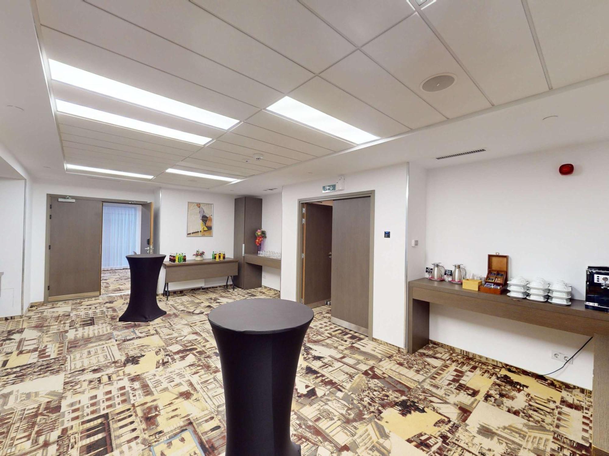 Mercure Bucharest City Center Bagian luar foto