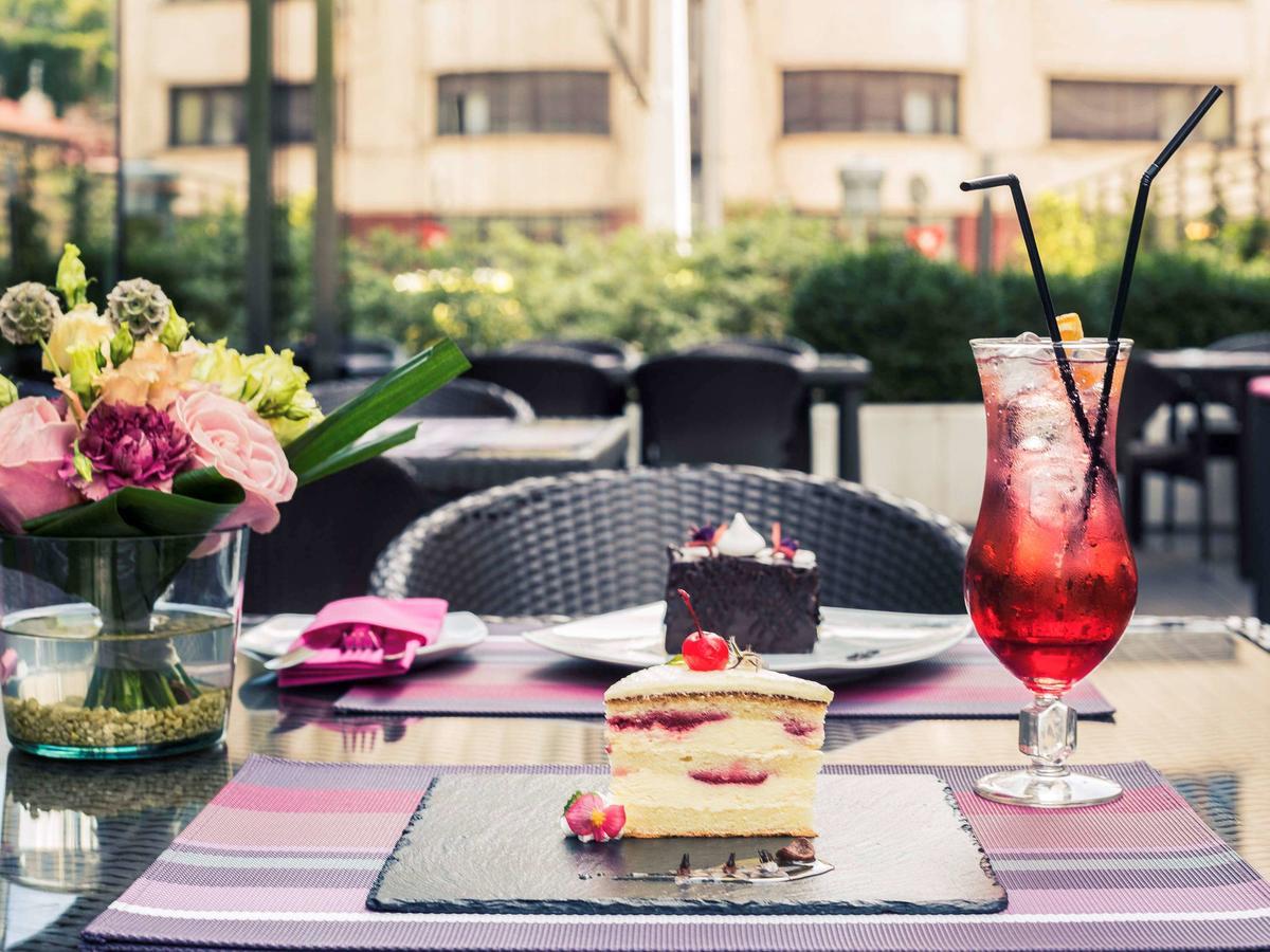 Mercure Bucharest City Center Bagian luar foto
